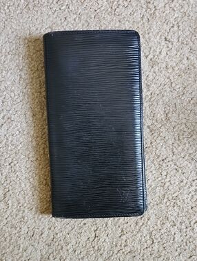 Louis Vuitton Black Epi Textured Leather Wallet with Embossed Logo